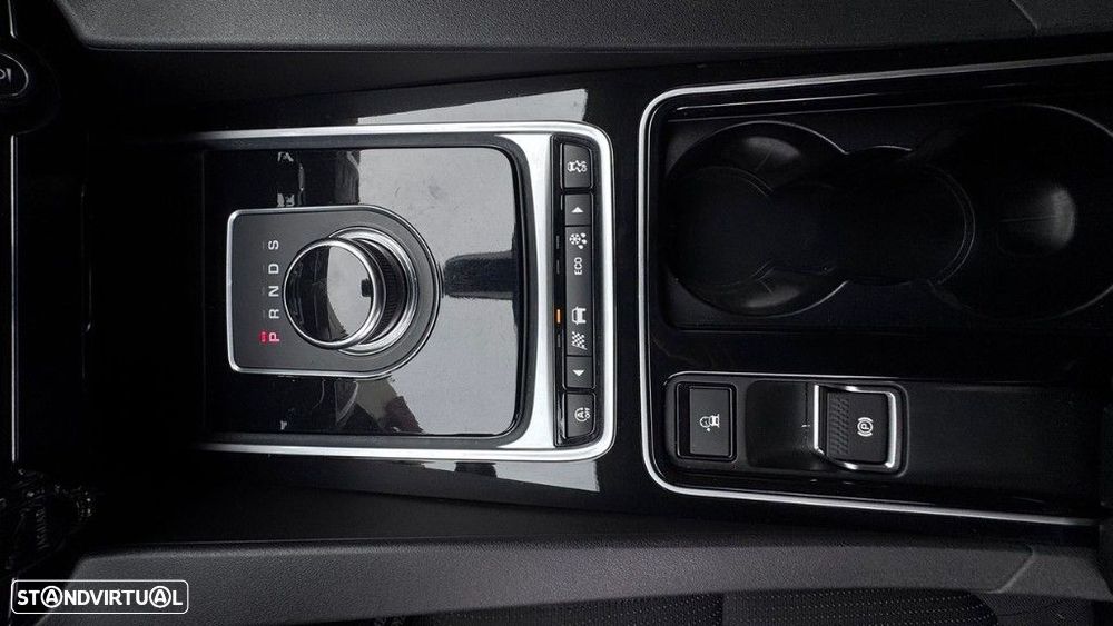 Jaguar F-Pace 2.0 i4D Pure Aut. - 16