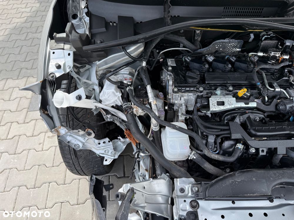 Toyota Corolla Cross 2.0 Hybrid Premiere Edition AWD - 17