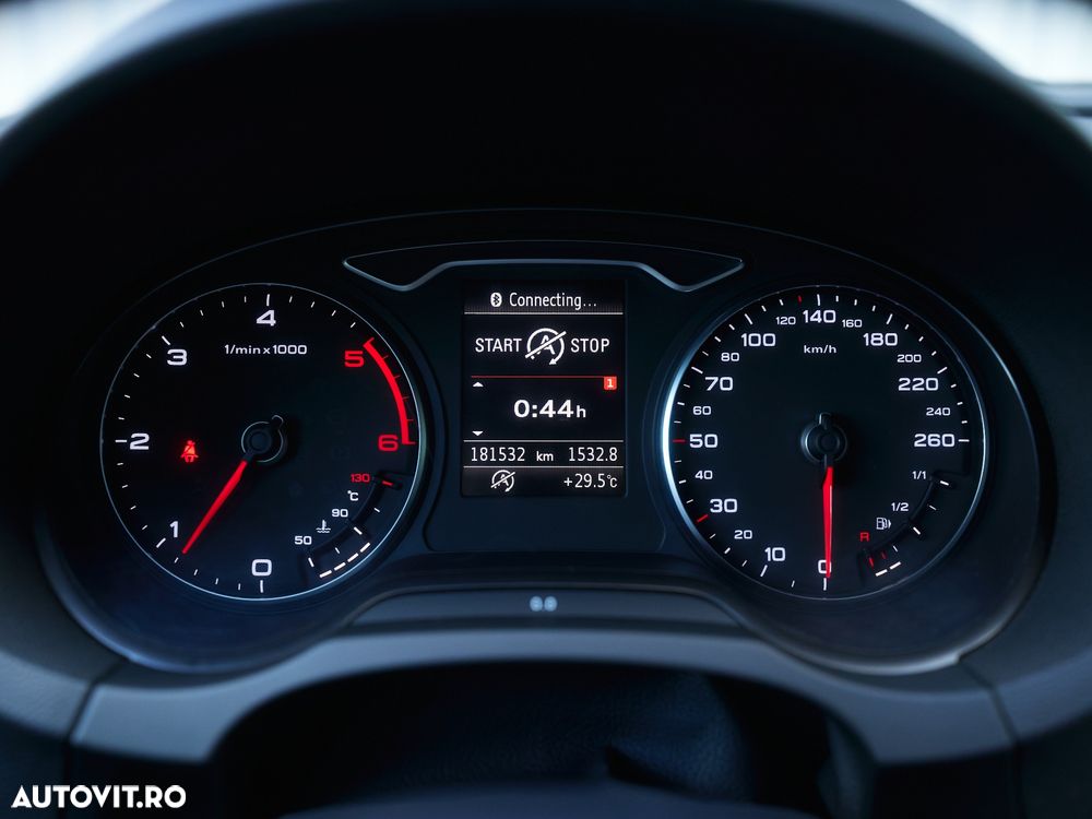 Audi A3 2.0 TDI DPF quattro S line Sportpaket - 24