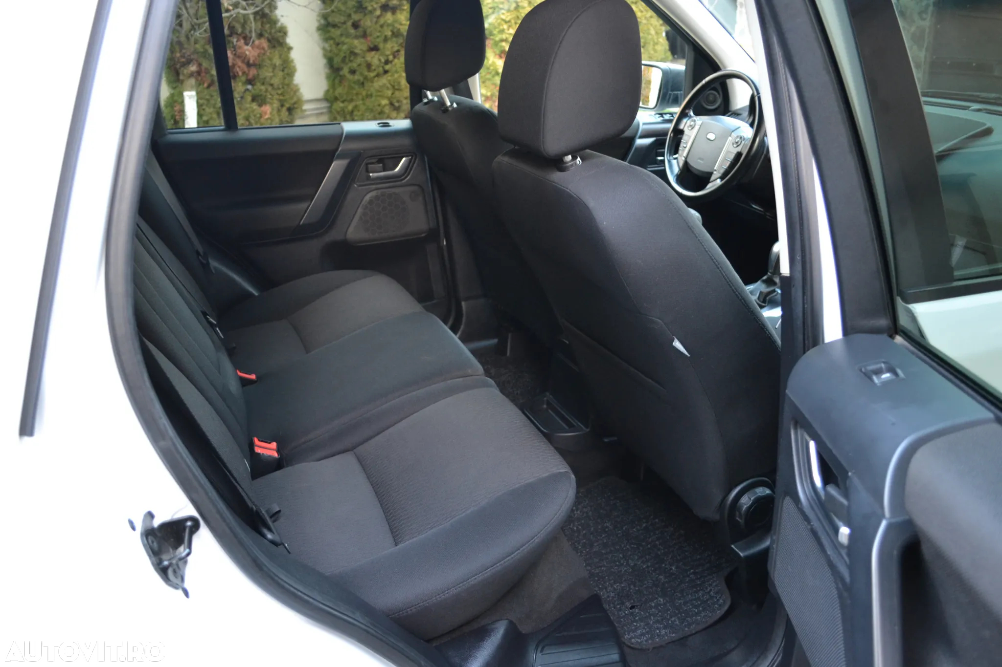 Land Rover Freelander 2 2.2 SD4 SE - 9