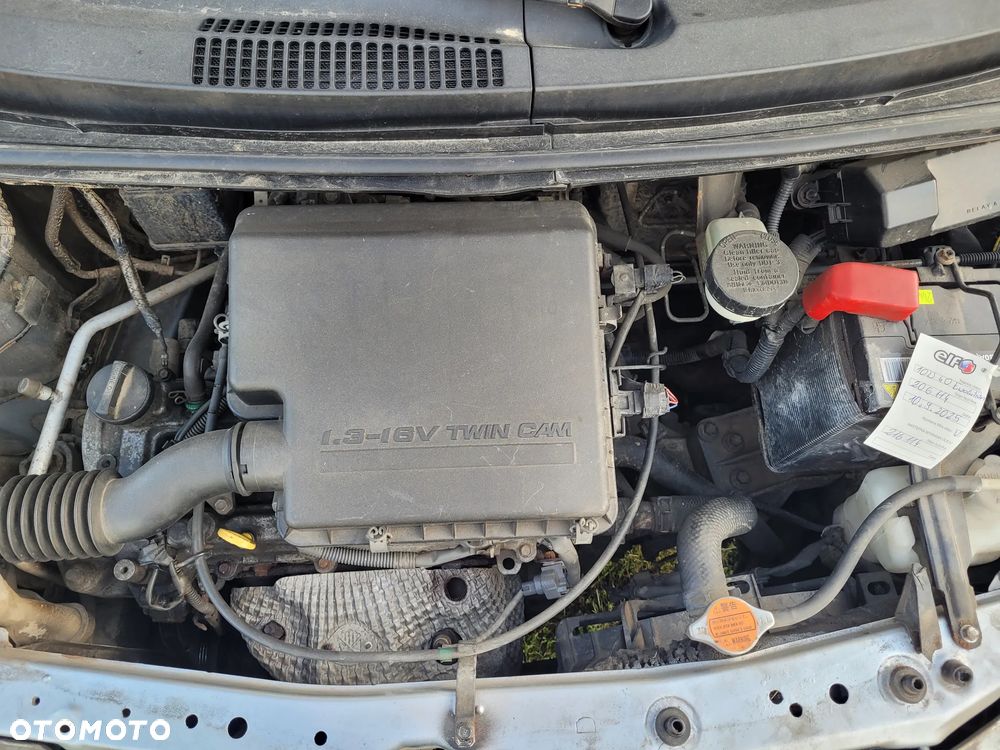 Daihatsu Sirion 1.3 - 9