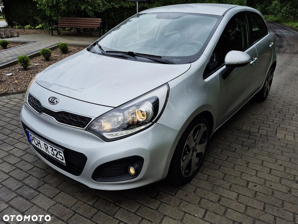 Kia Rio 1.4 crdi XL - 6