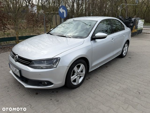 Volkswagen Jetta 1.2 TSI BlueMotion Technology - 1