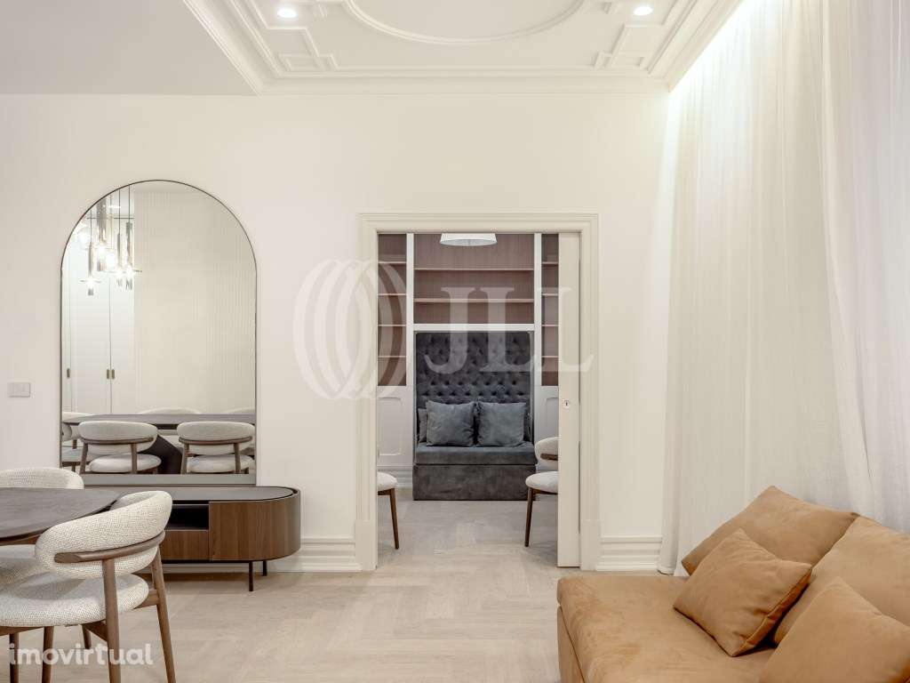 Apartamento T3 com varanda, nas Avenidas Novas, Lisboa - Grande imagem: 3/23