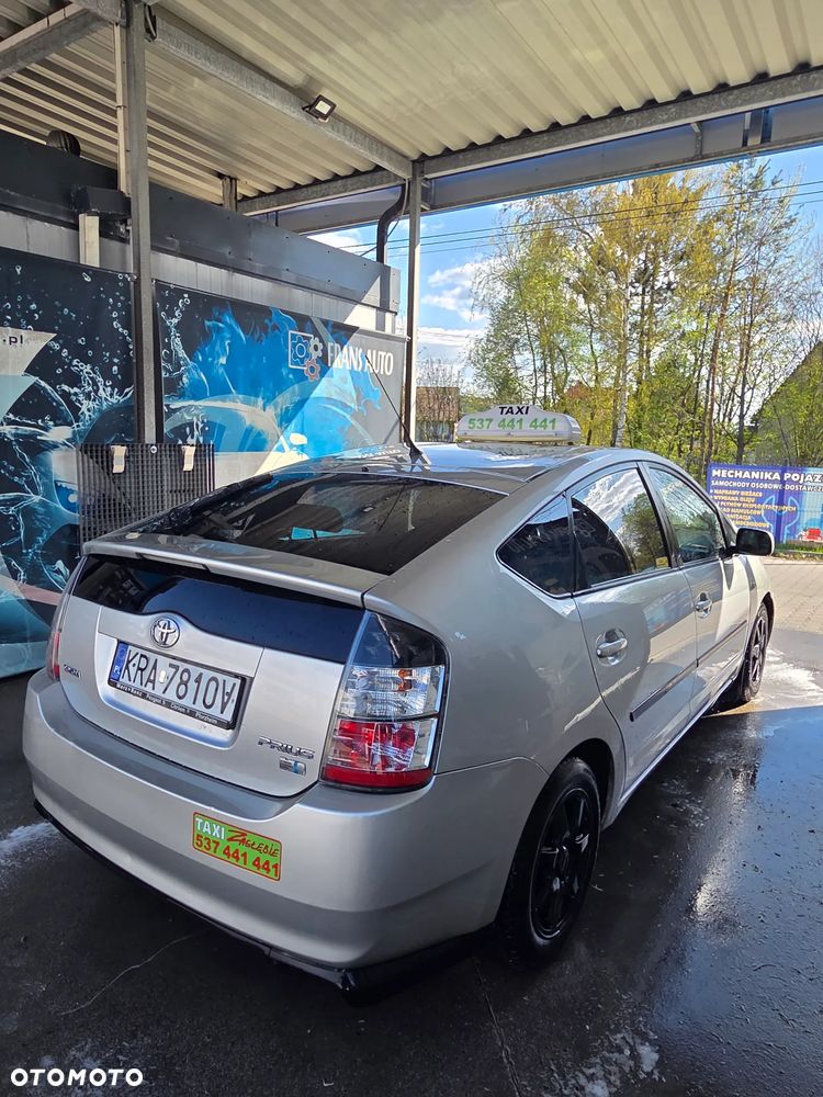 Toyota Prius 1.5 VVT-i Sol (nav) - 2