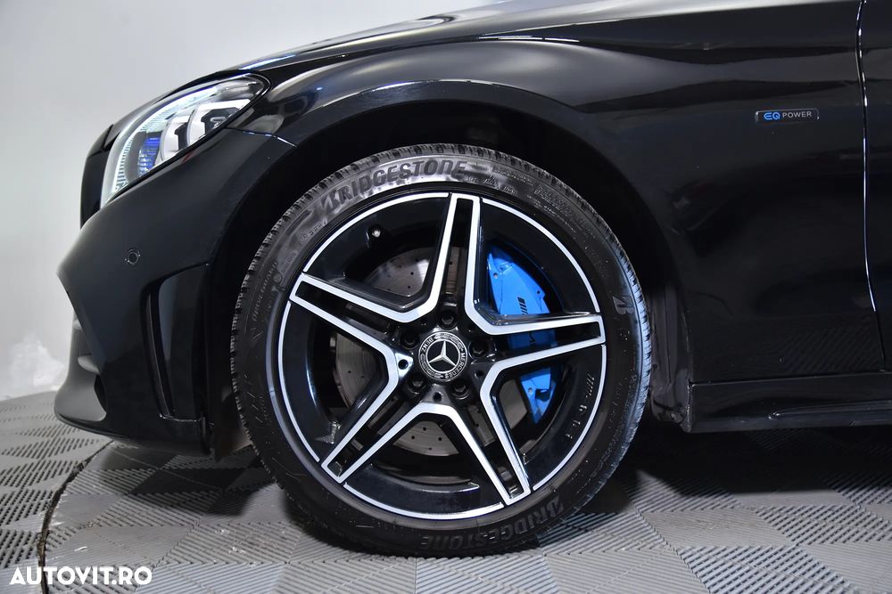 Mercedes-Benz C 300 e 4MATIC Aut. - 13
