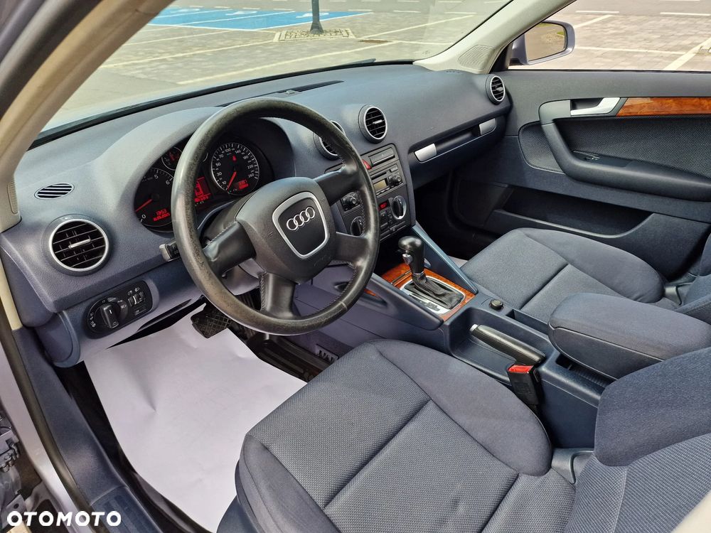 Audi A3 Sportback - 14