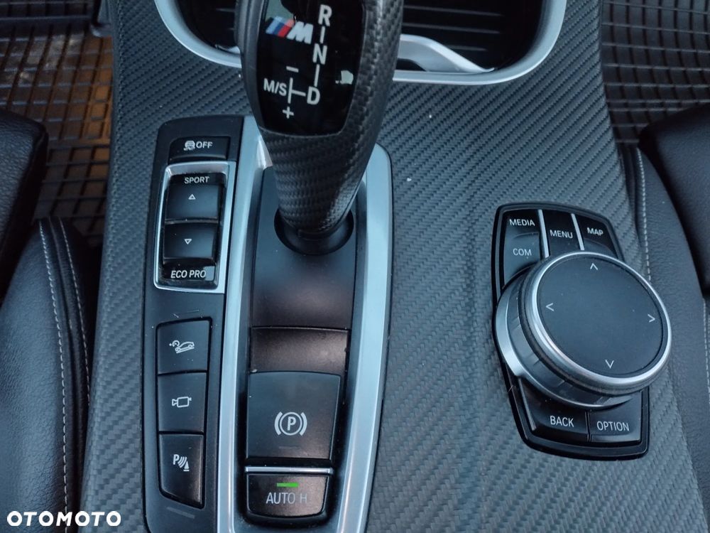 BMW X4 xDrive20d - 11