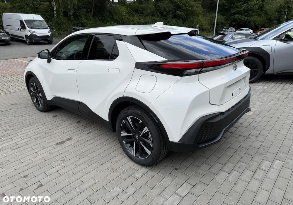 Toyota C-HR - 7