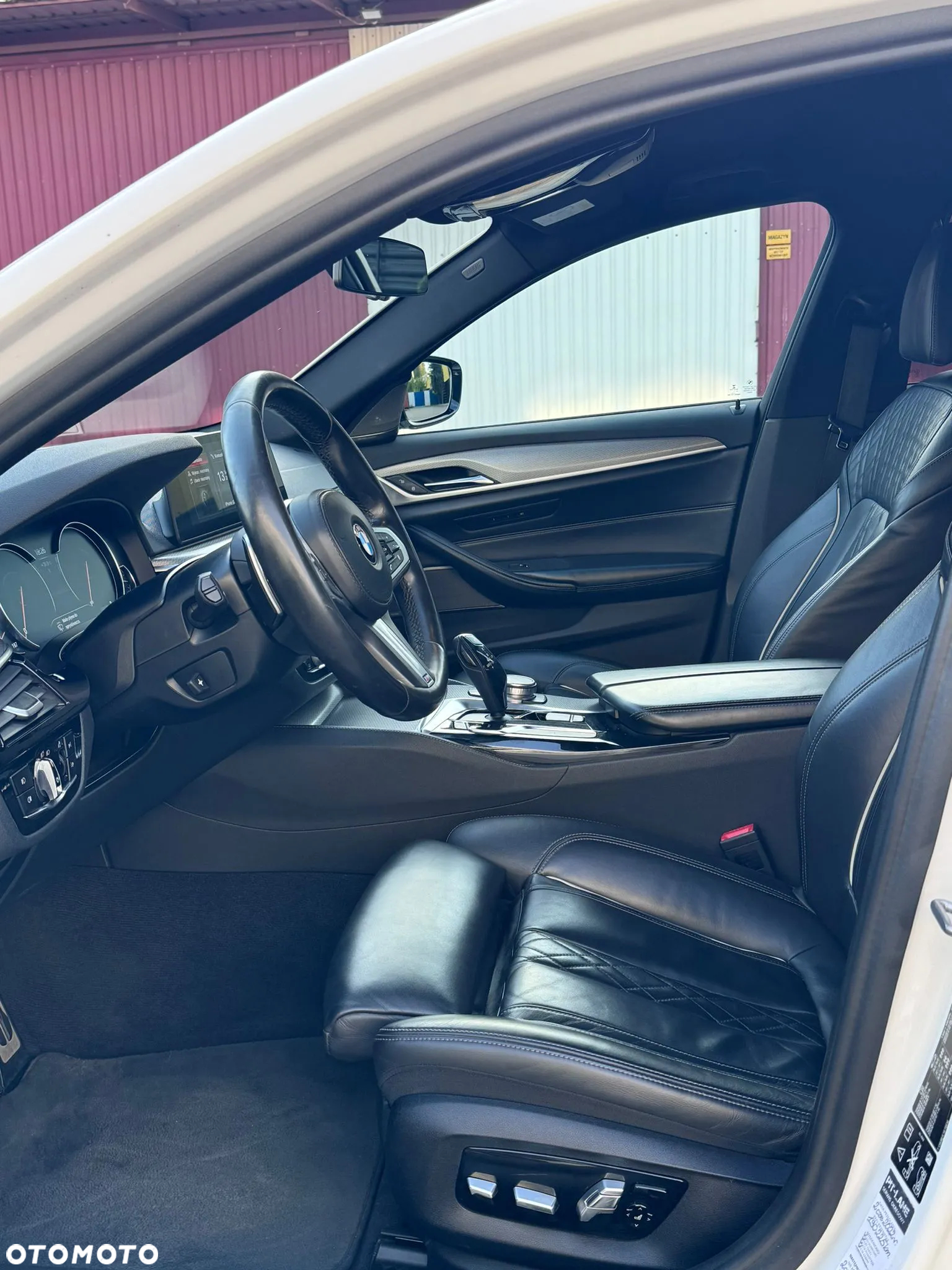 BMW Seria 5 540i xDrive Sport - 3