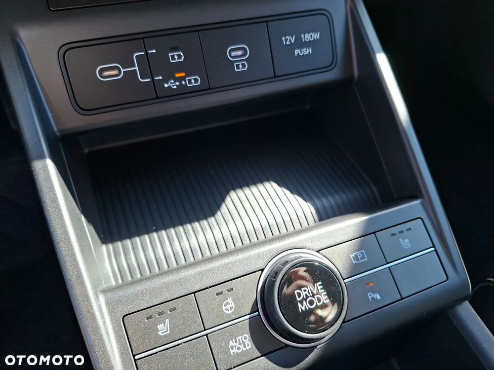 Hyundai Kona 65kWh Executive - 26