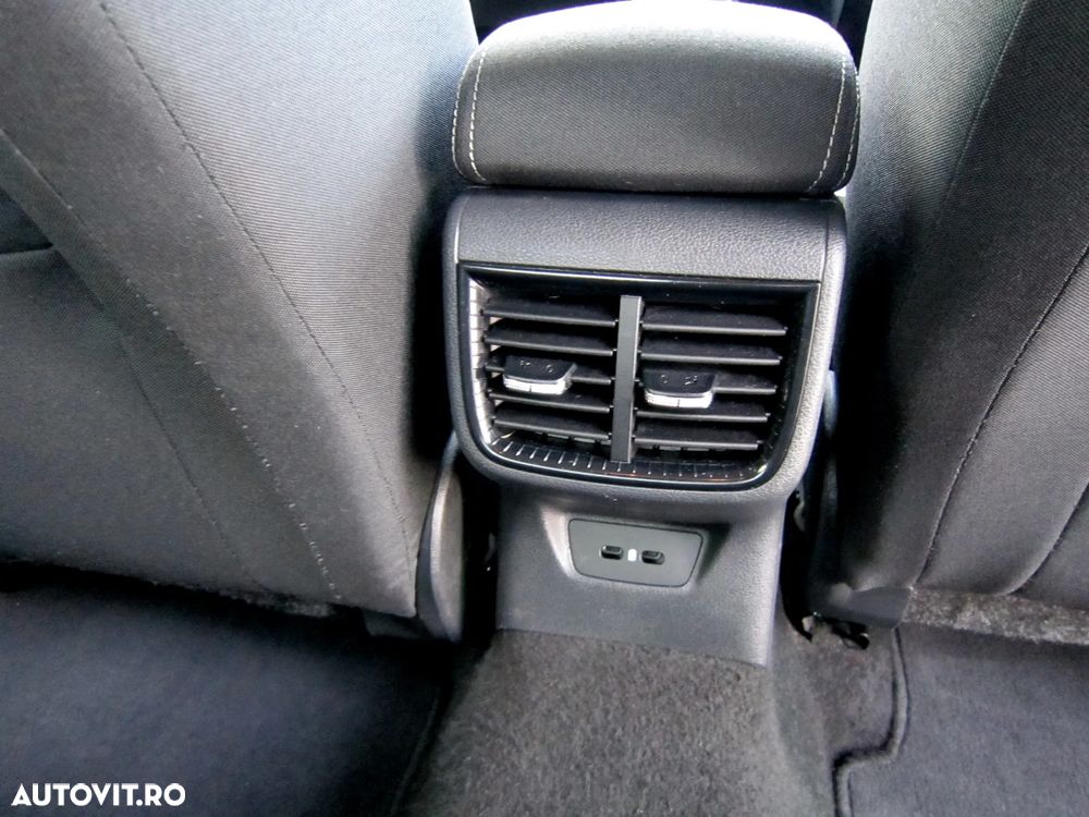Skoda Fabia 1.0 TSI Ambition - 10