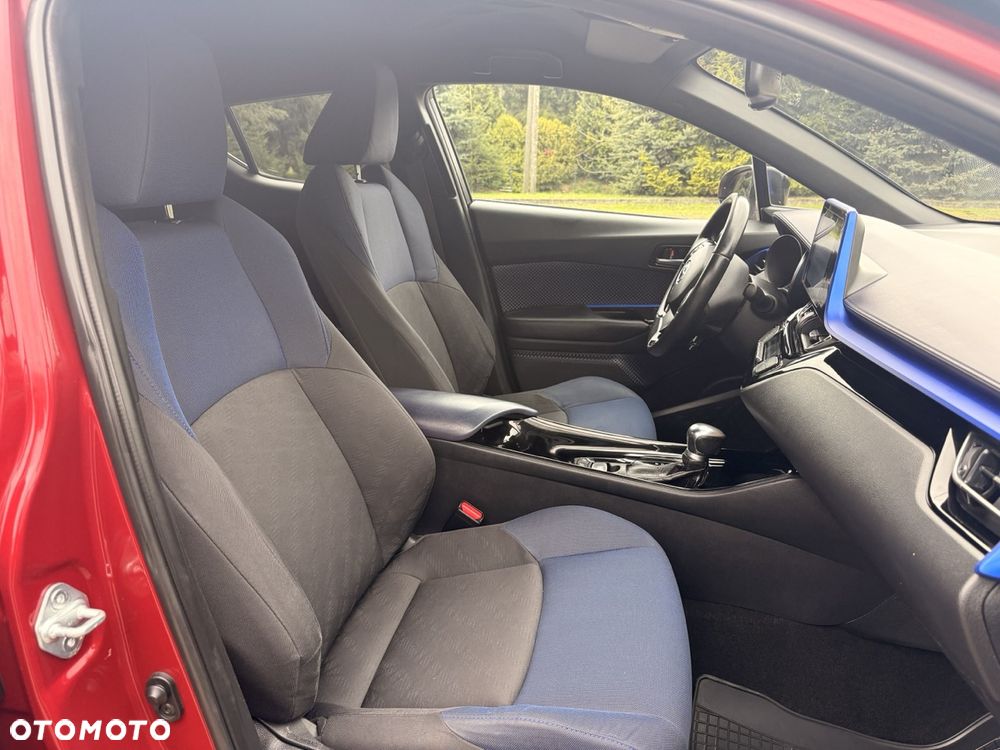Toyota C-HR - 11