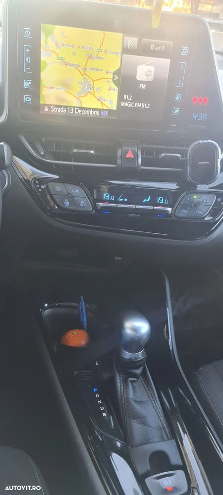 Toyota C-HR - 6