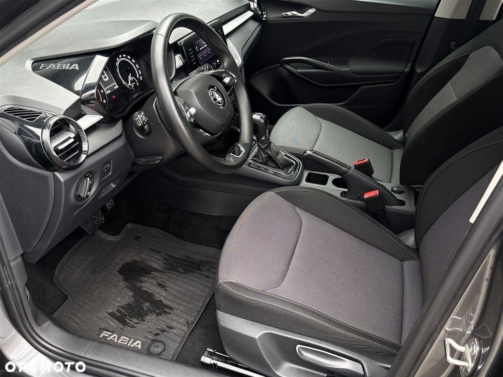 Skoda Fabia 1.0 TSI Ambition - 11