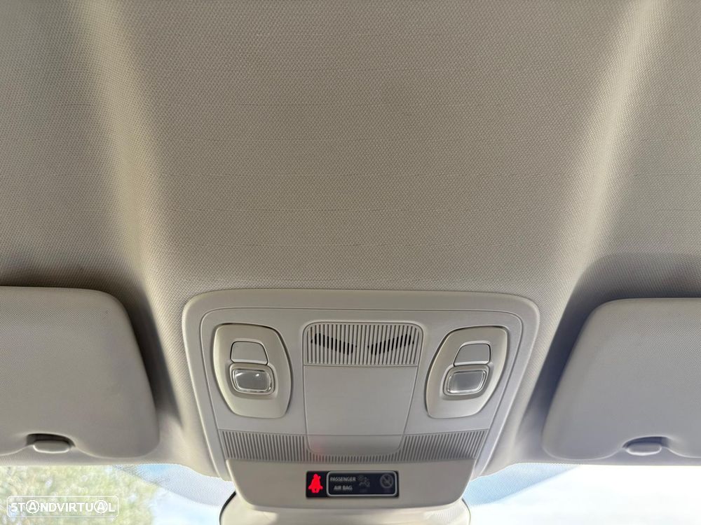 Renault Mégane Sport Tourer ENERGY dCi 110 BUSINESS - 25