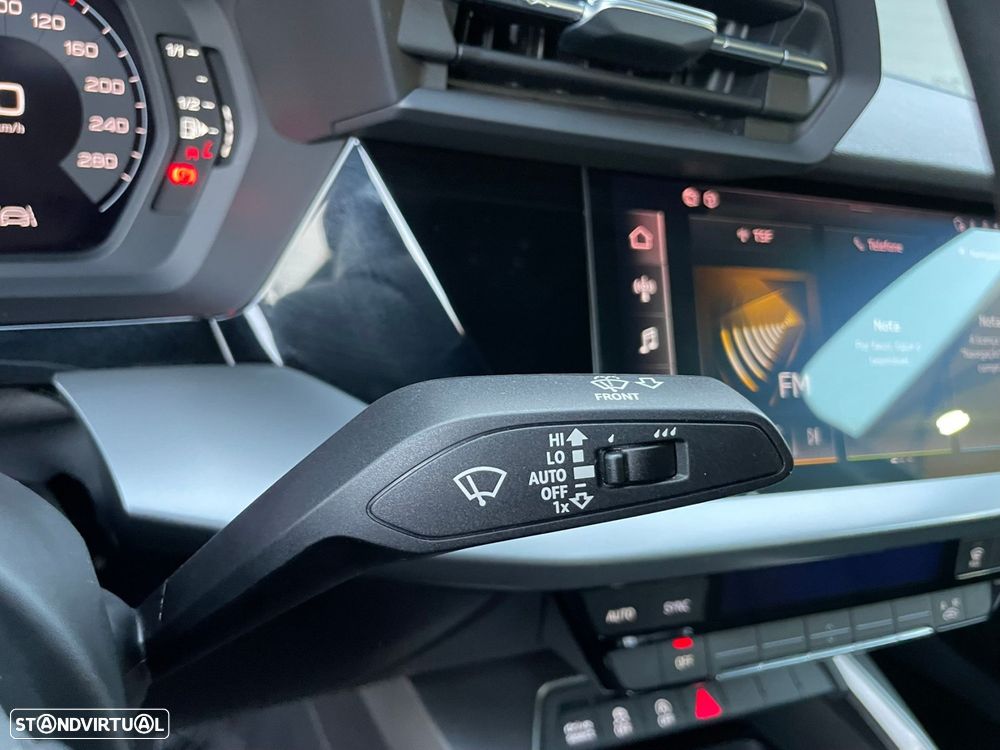 Audi A3 Limousine 30 TDI Design - 16