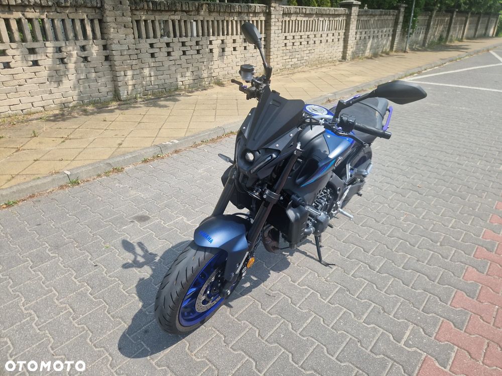 Yamaha MT - 9