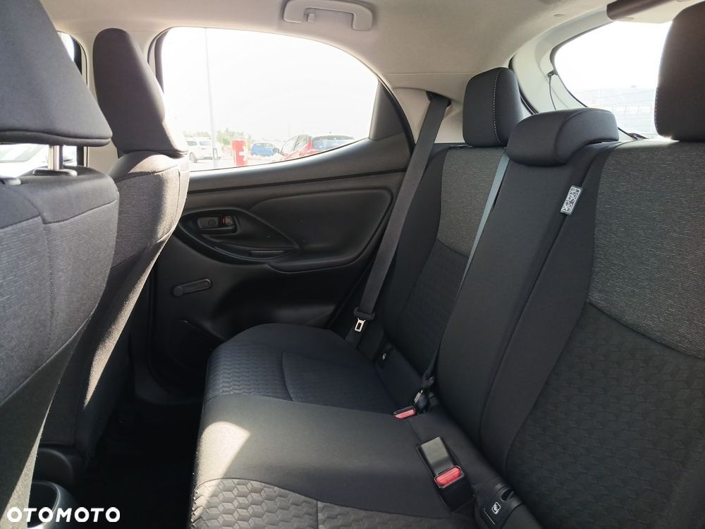 Toyota Yaris - 14
