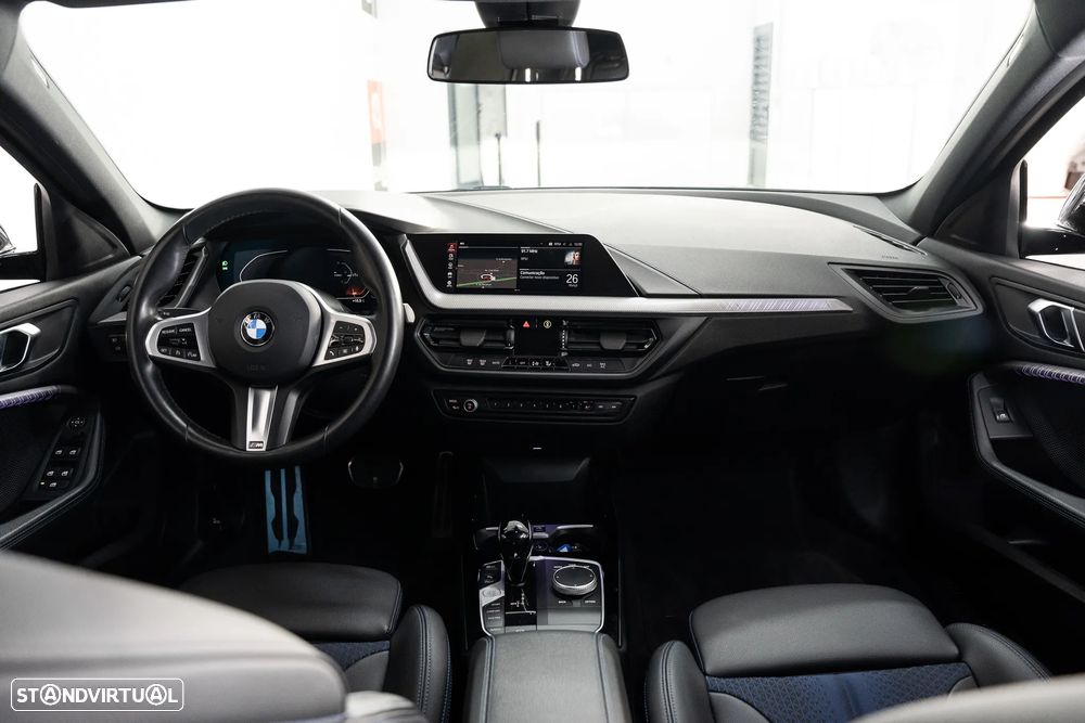 BMW 116 d Pack Desportivo M Auto - 11