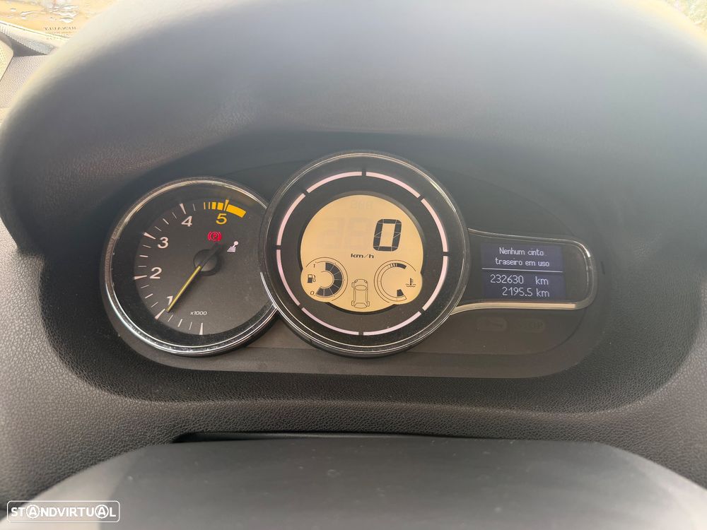 Renault Mégane - 6