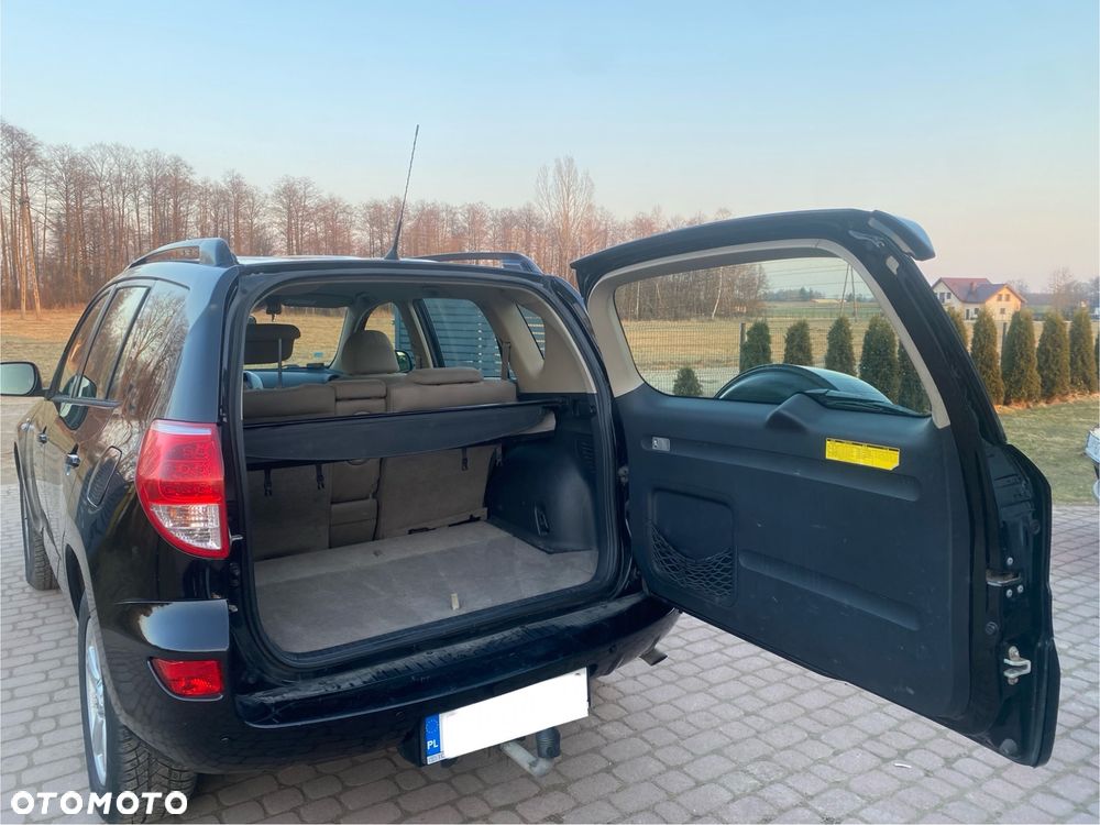 Toyota RAV4 2.2 D-4D Luna - 14