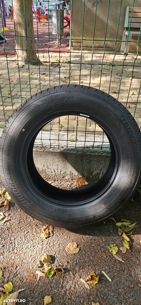 Vând 4 anvelope Bridgestone Alenza - 1