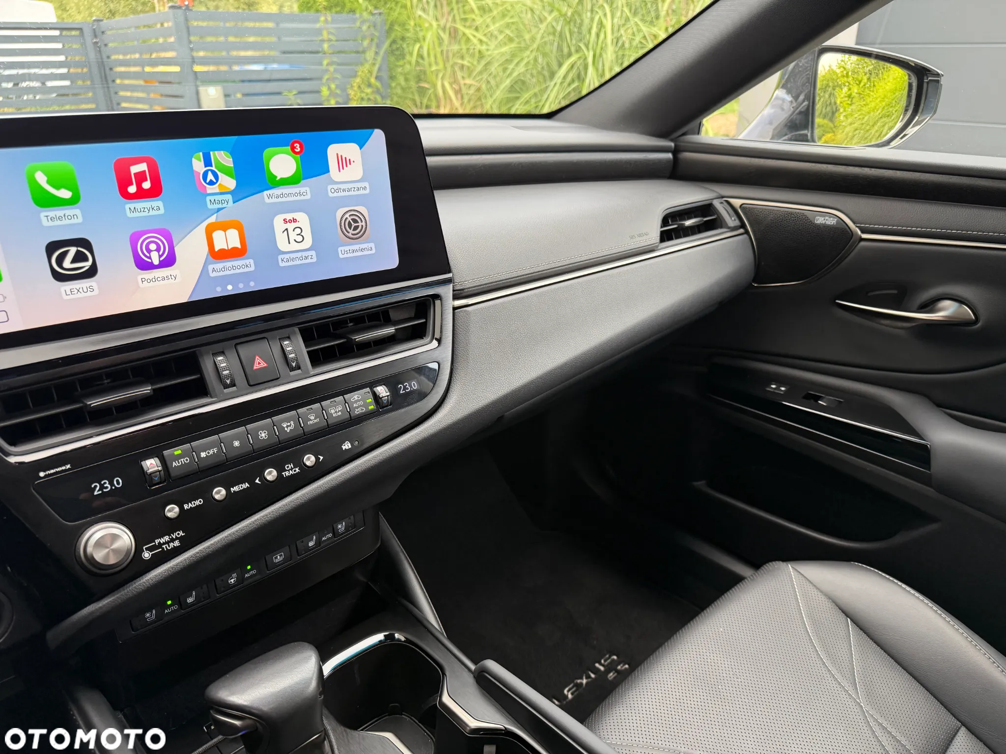 Lexus ES 300h Prestige - 14