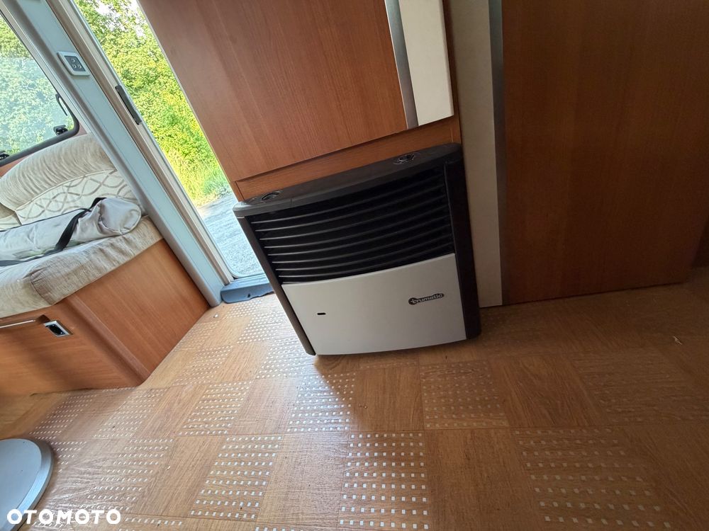 Caravelair VENICIA PREMIUM Przyczepa kempingowa campingowa - 14