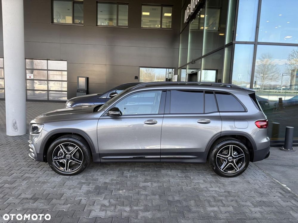 Mercedes-Benz GLB - 3