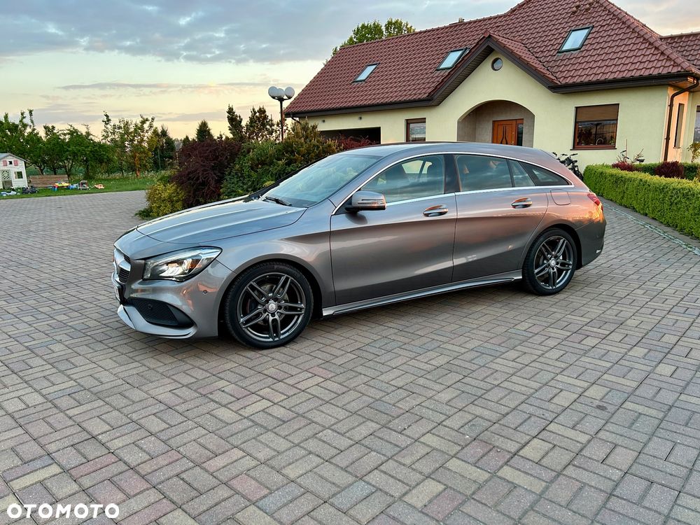 Mercedes-Benz CLA 180 7G-DCT AMG Line - 16