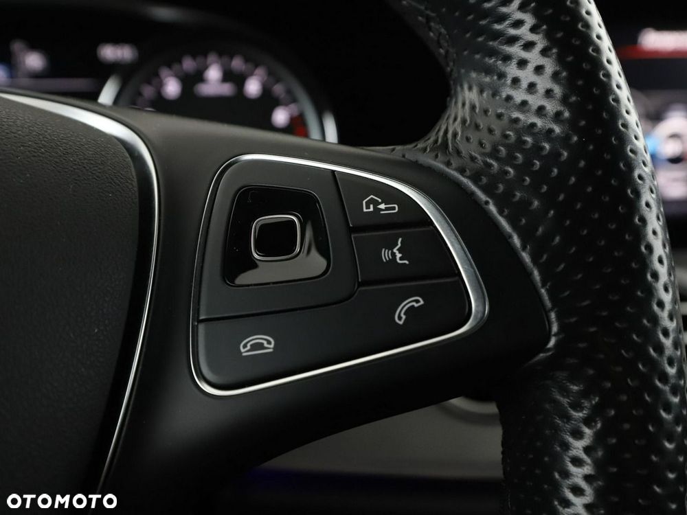 Mercedes-Benz Klasa E 200 7G-TRONIC Avantgarde - 31