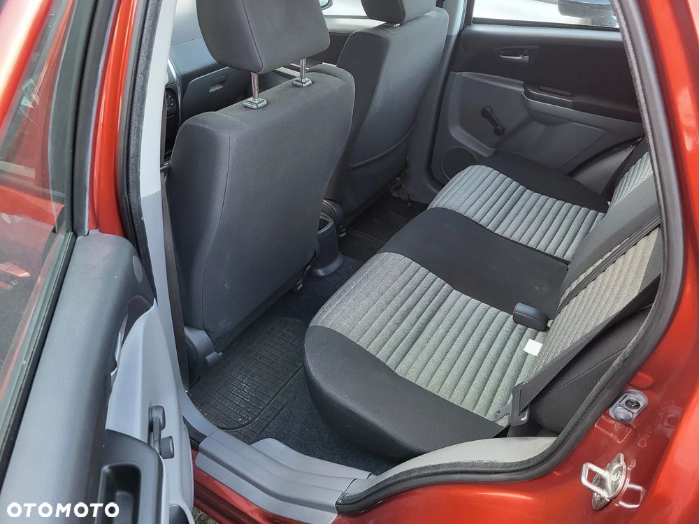 Suzuki SX4 1.5 Comfort - 6