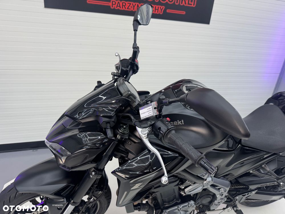 Kawasaki Z - 15