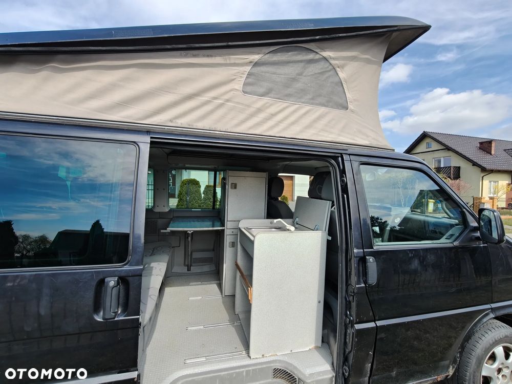 Volkswagen Multivan - 5