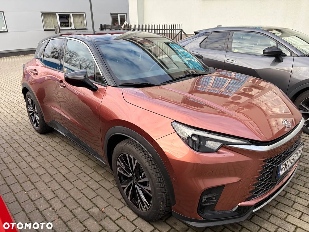 Lexus LBX 1.5 Hybrid Cool AWD - 5