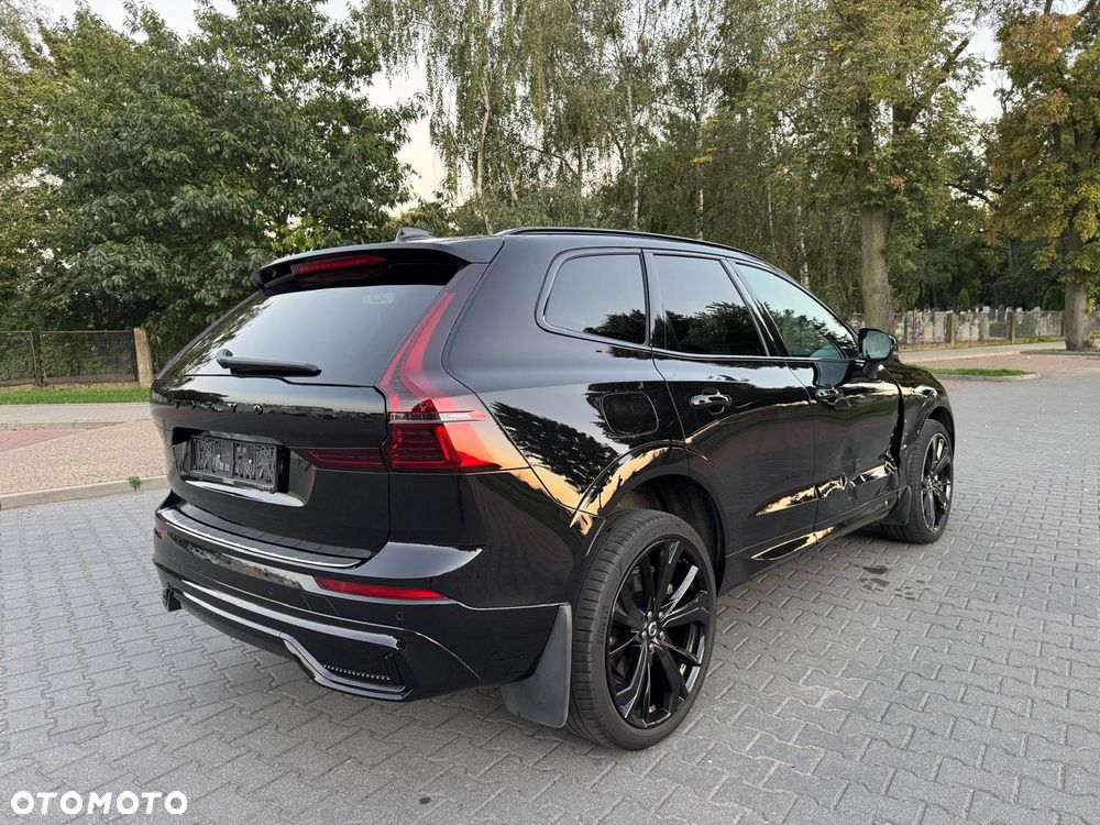 Volvo XC 60 T8 Plug-In Hybrid AWD Plus Black Edition - 5