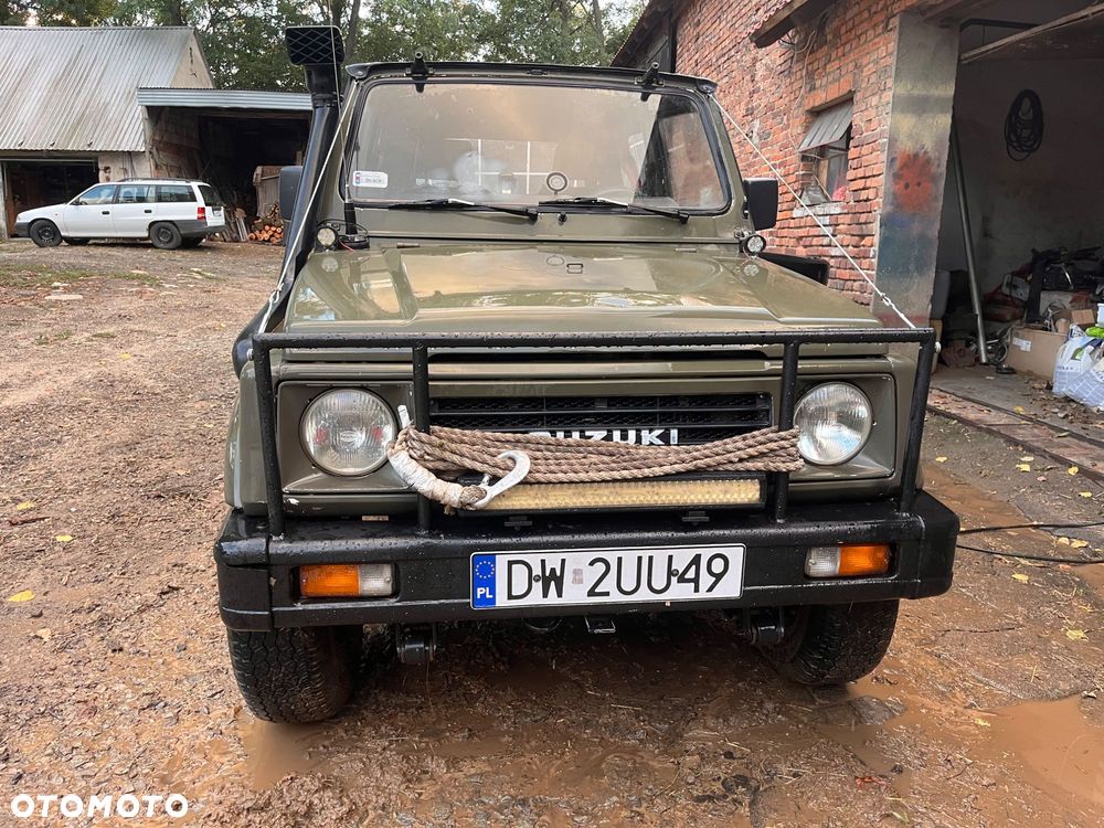 Suzuki Samurai - 3