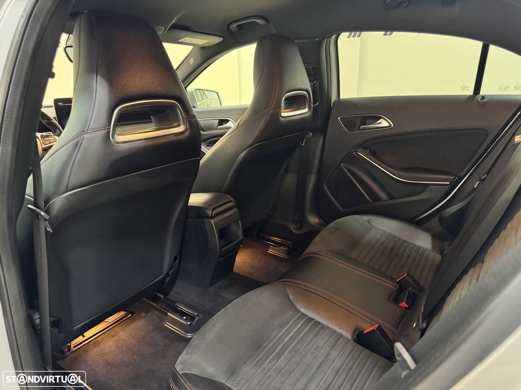 Mercedes-Benz A 180 d AMG Line Aut. - 32
