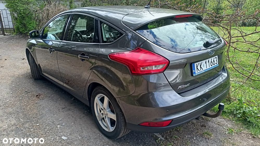 Ford Focus 1.6 SYNC Edition - 3