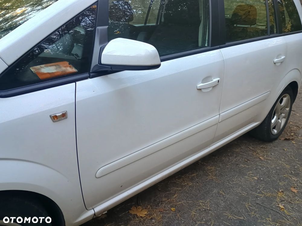 Opel Zafira 1.9 CDTI Enjoy - 3