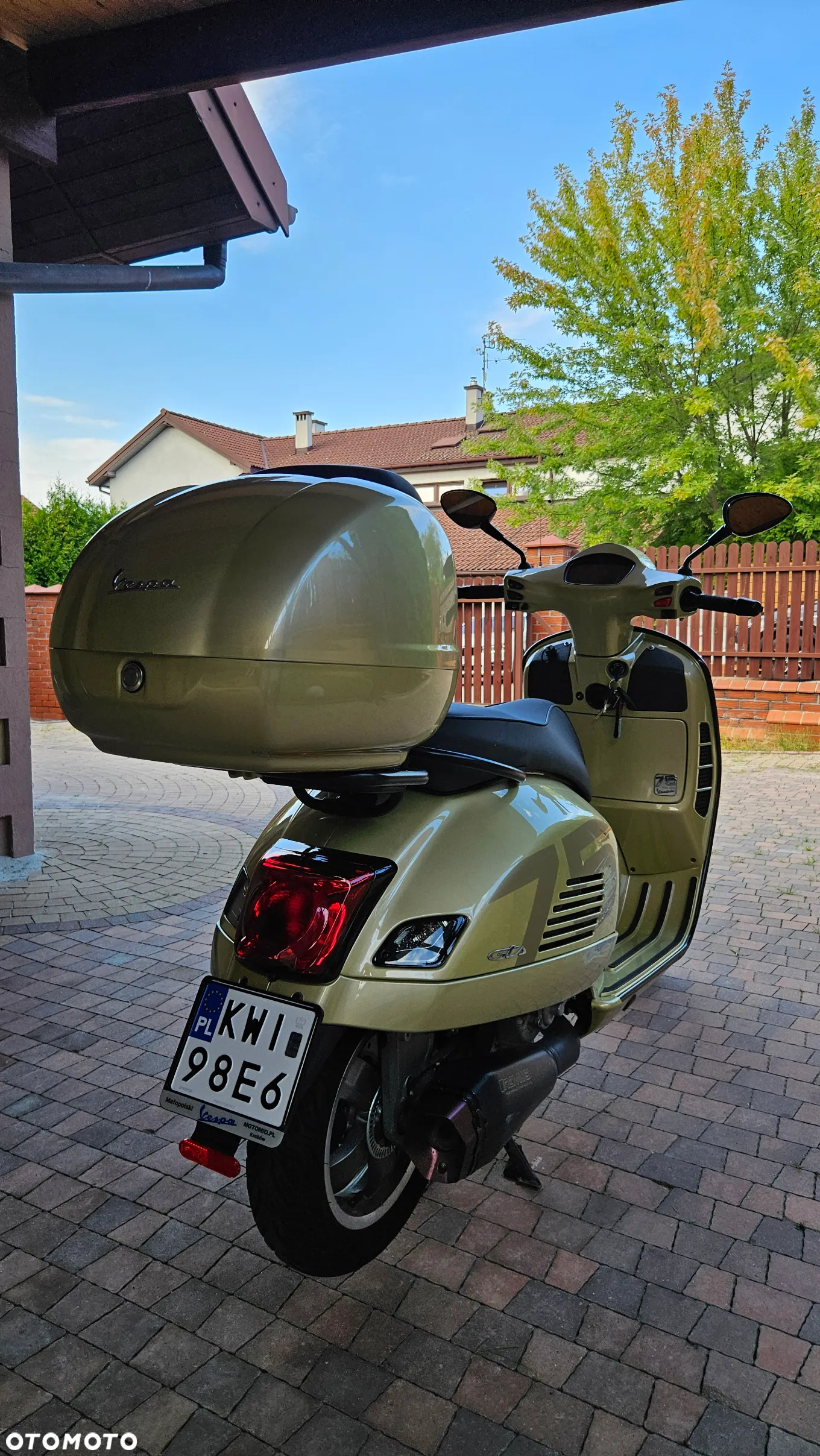 Piaggio Vespa - 24
