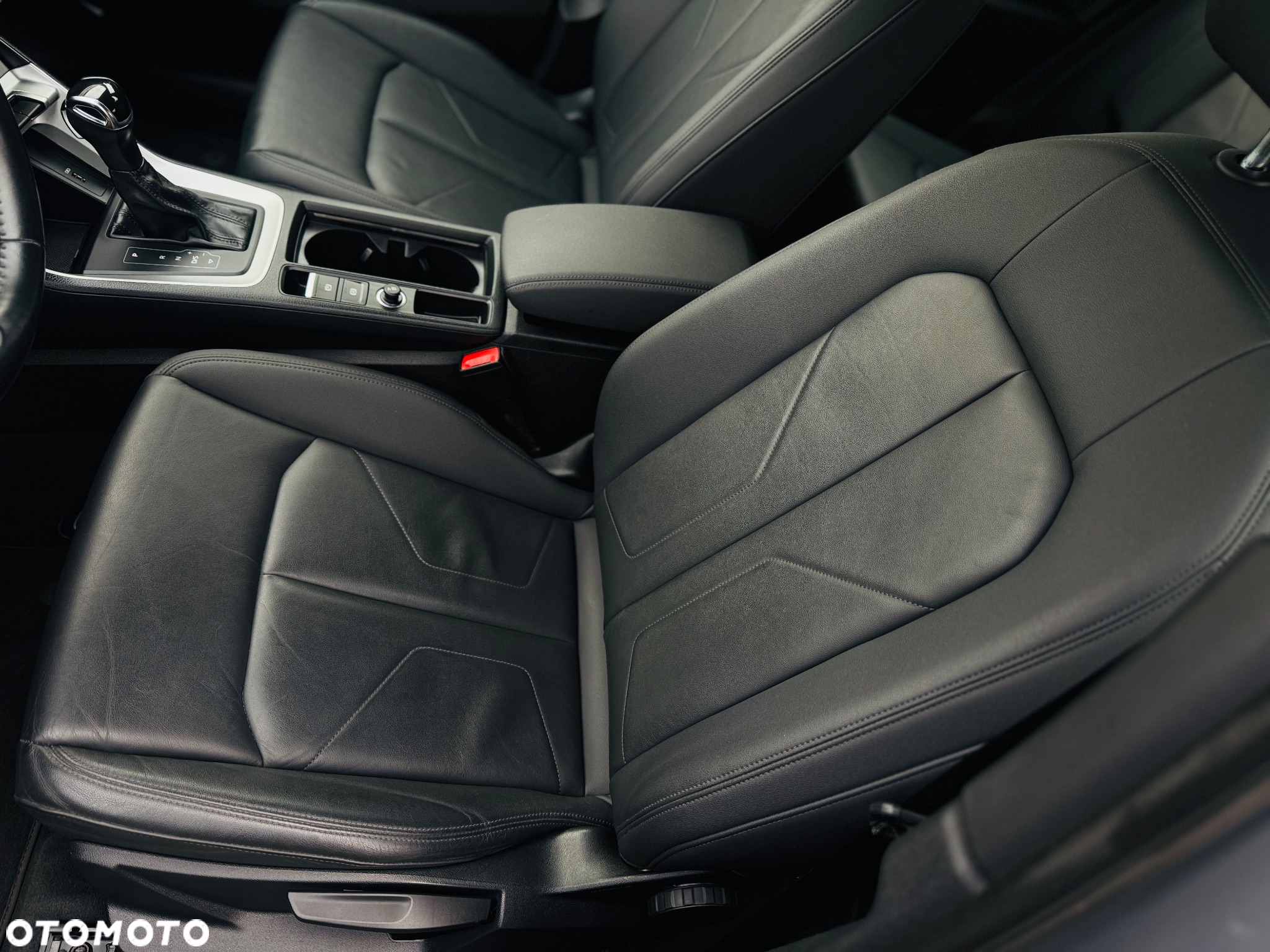 Audi Q3 35 TDI S-Line S tronic - 14