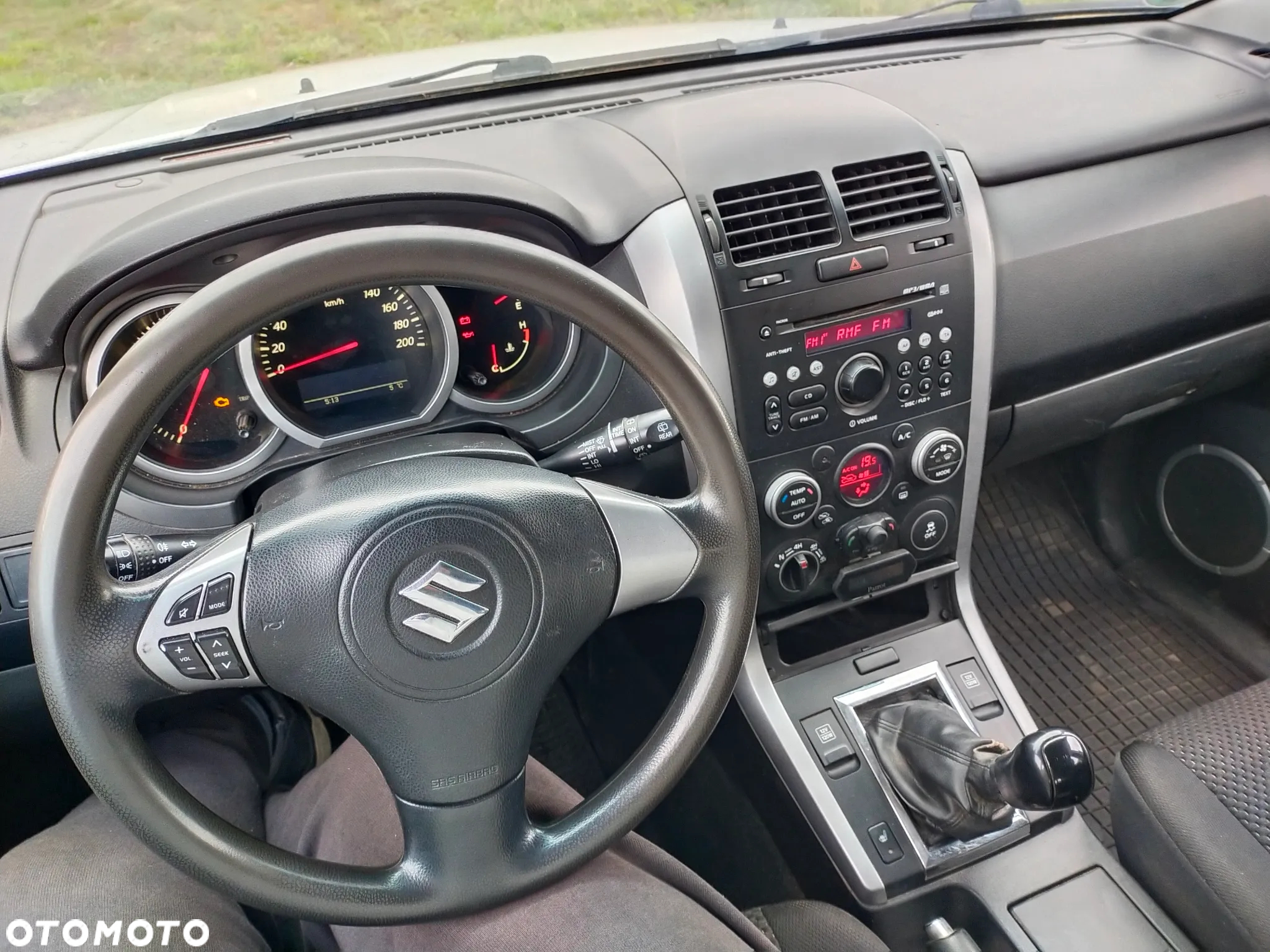 Suzuki Grand Vitara 1.9 DDiS De Luxe - 5