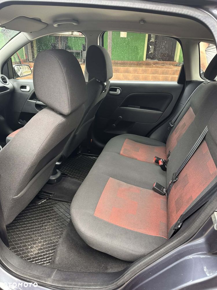 Ford Fiesta 1.25 Amber X - 8