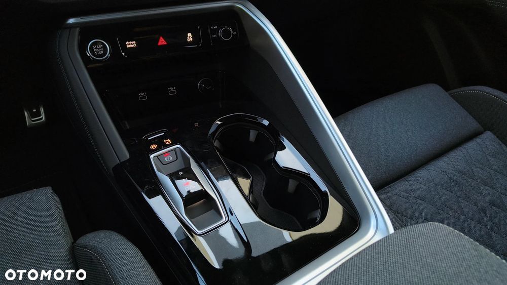 Audi Q5 Sportback - 32