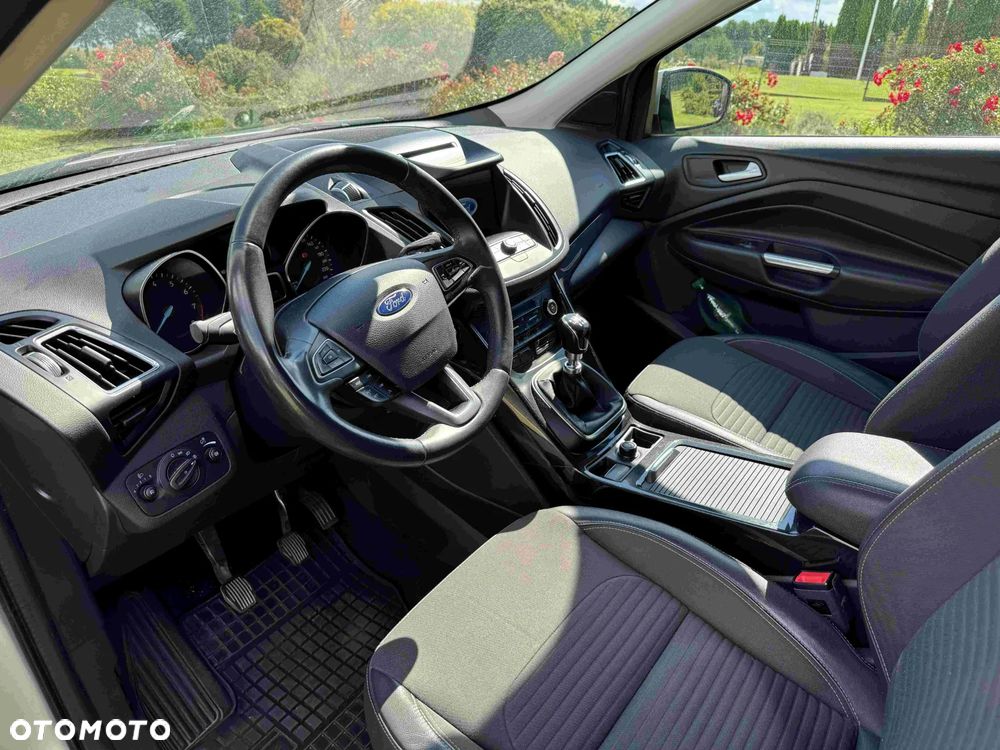 Ford Kuga - 5
