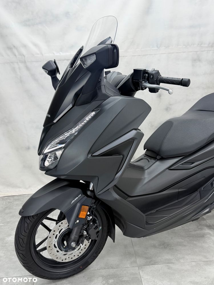 Honda NSS - 6