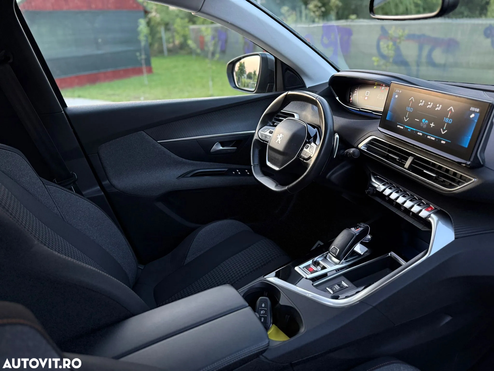 Peugeot 3008 1.5 BlueHDI 130 EAT8 Active Pack - 21