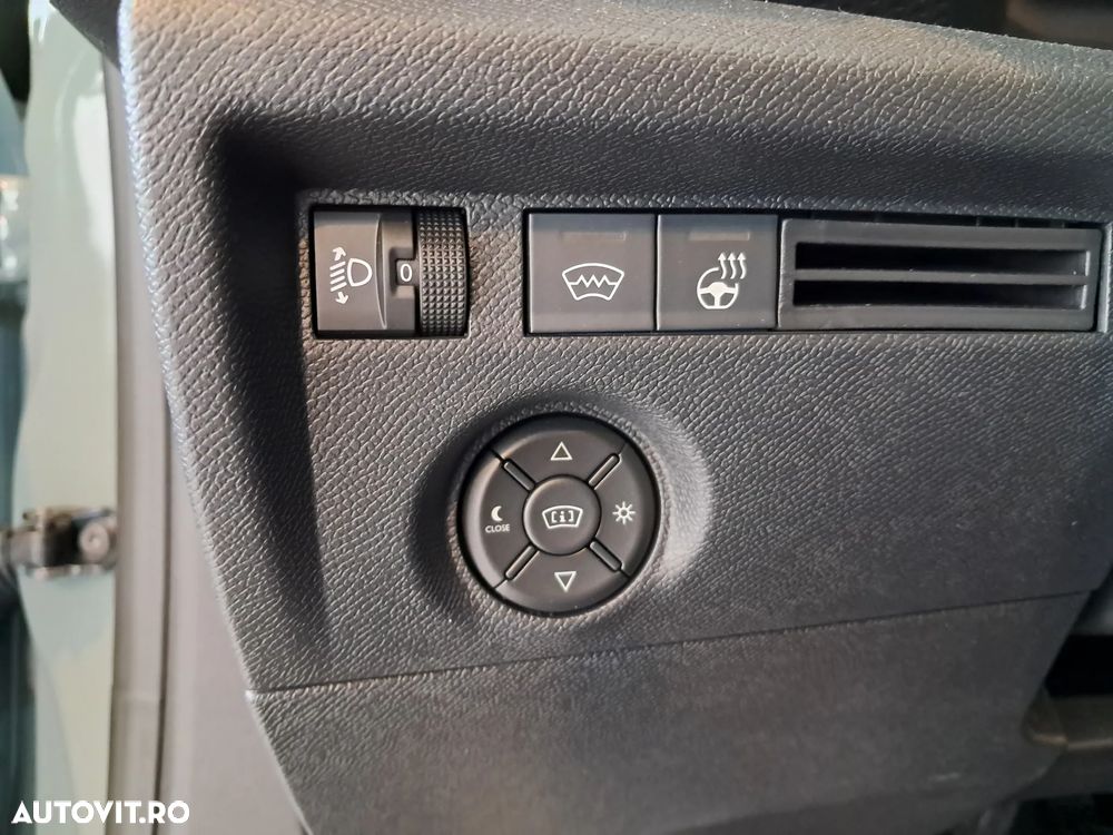 Citroën C4 Hybrid 145 MAX - 14